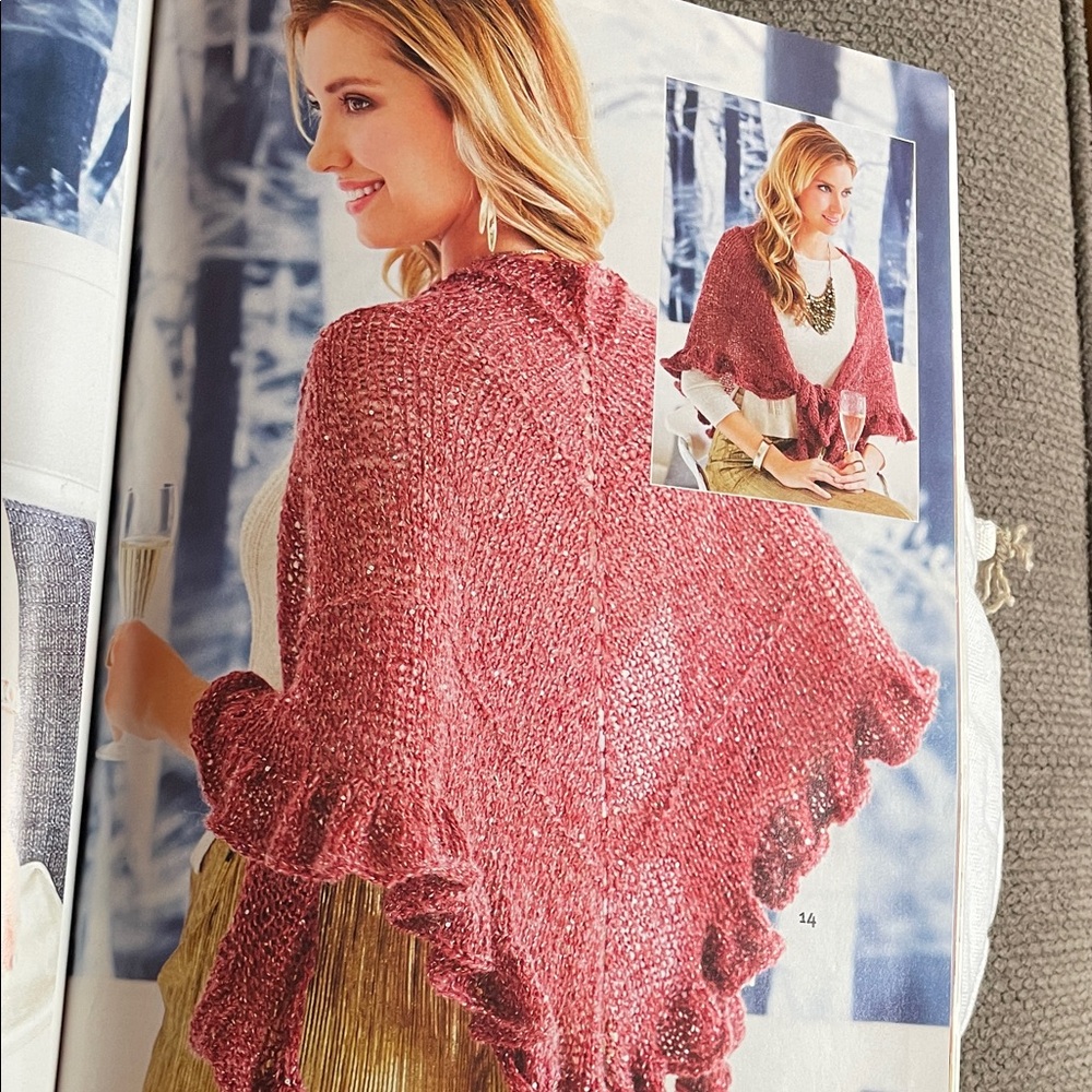Two Knitting Magazines - Picture 15 of 16